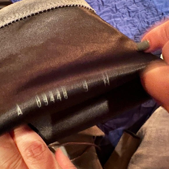 Stuart Weizmann 9N Thigh High Boots - Picture 8 of 8